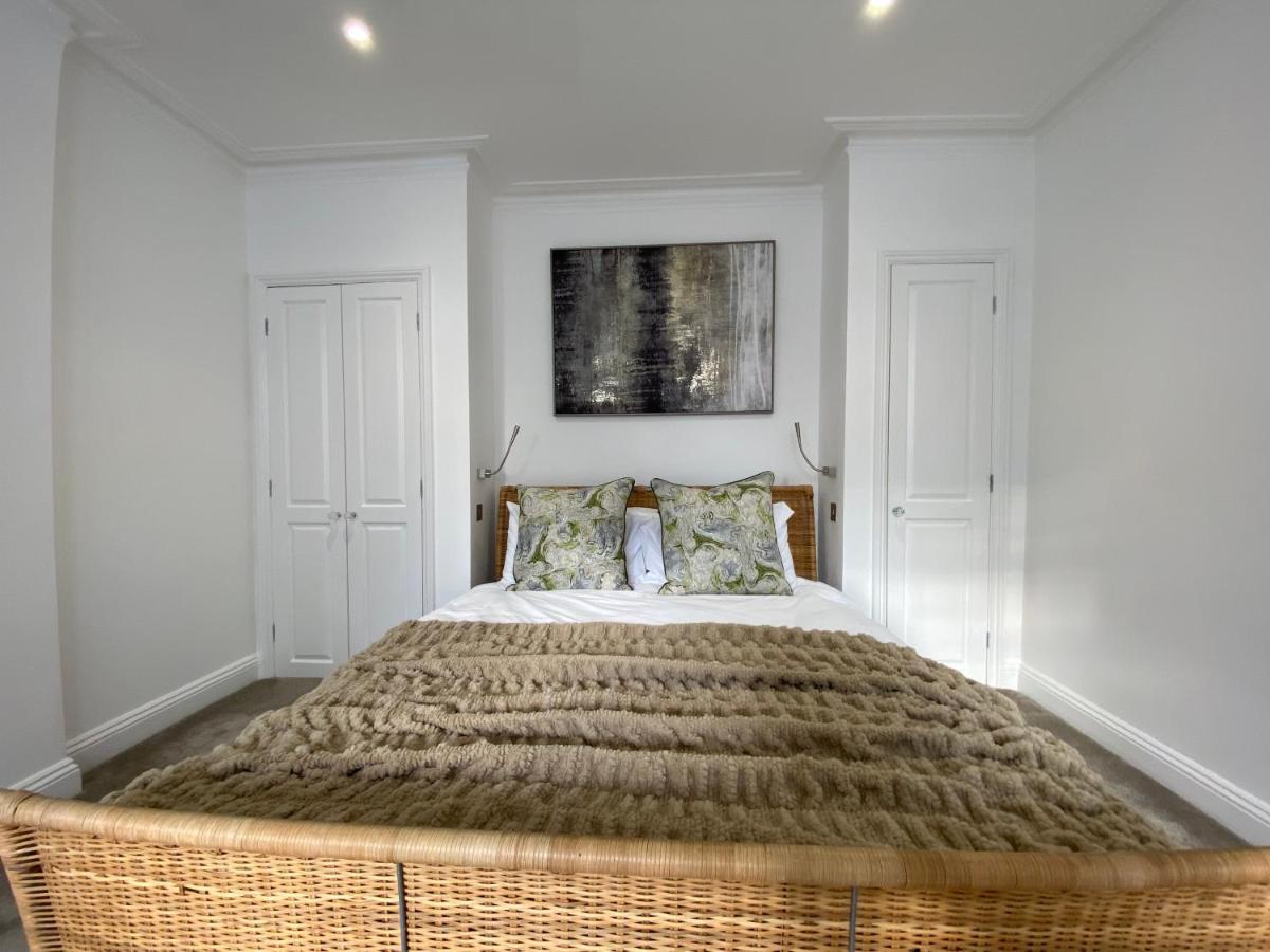 Fantastic Spacious Garden Flat With Own Private Entrance Londres Exterior foto